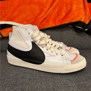 Nike blazer, jumbo, black and white
